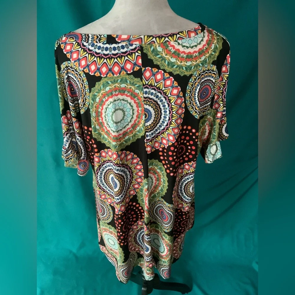 Black and Orange Asymmetrical Short Sleeve Blouse, Women’s Size 2XL, EUC - Picture 2 of 2